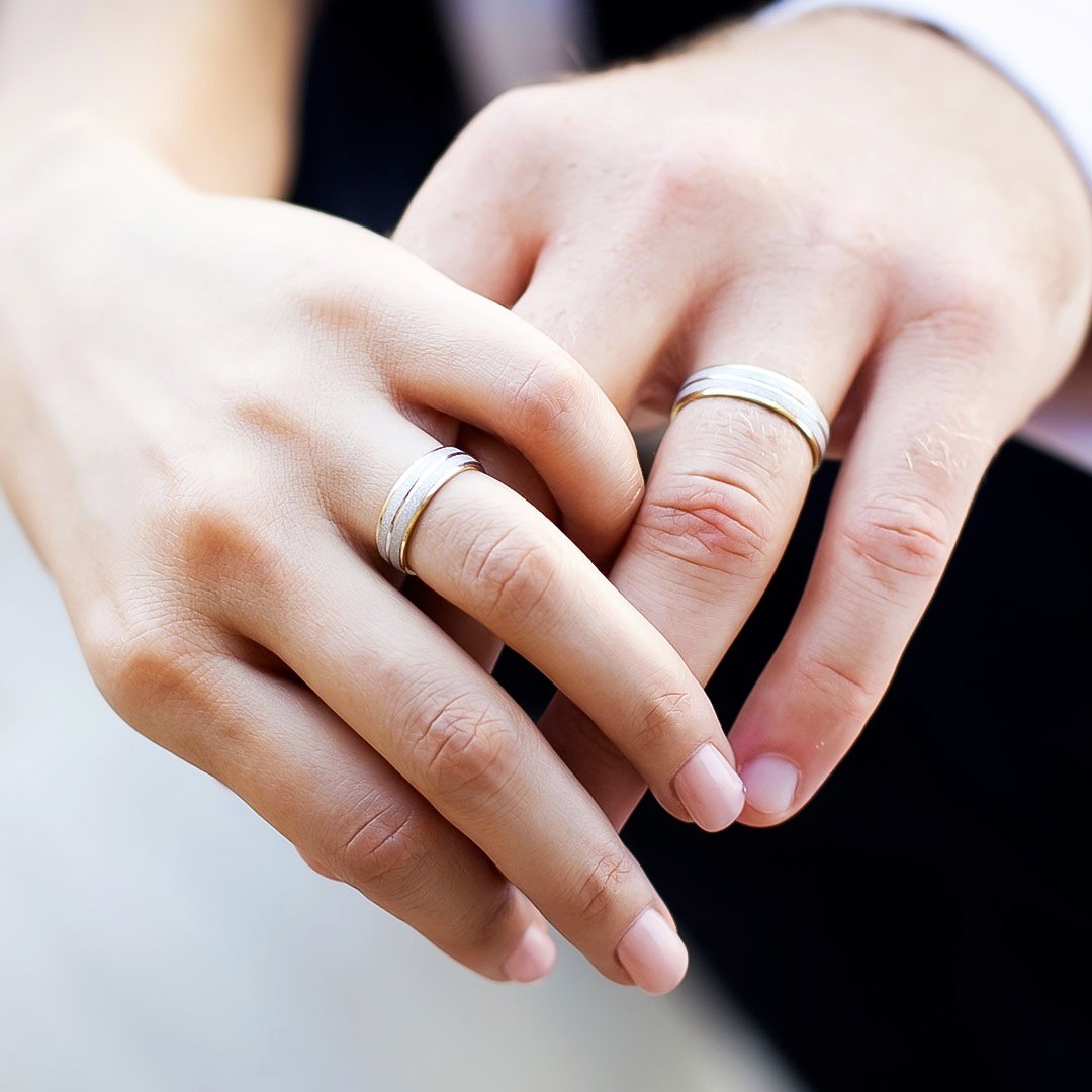 Fede e anello di fidanzamento: tra storia e significato